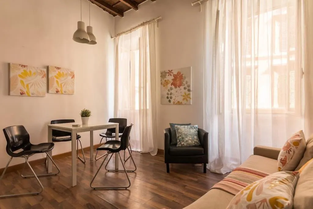 Librari 1 - Campo De' Fiori - Amazing Location Apartment! Rome 0*,  Italy
