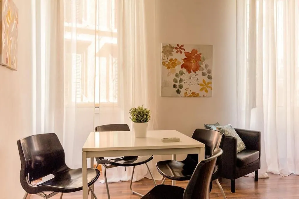 Apartment Librari 1 - Campo De' Fiori - Amazing Location Apartment! Rome Italy