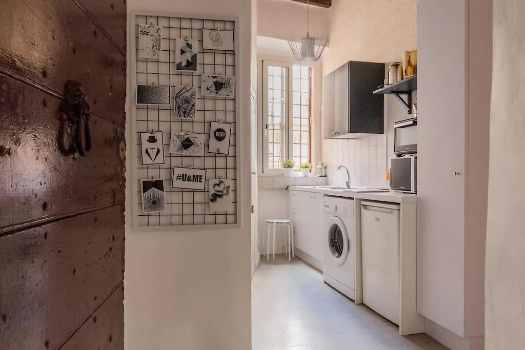 Librari 1 - Campo De' Fiori - Amazing Location Apartment! Rome Italy